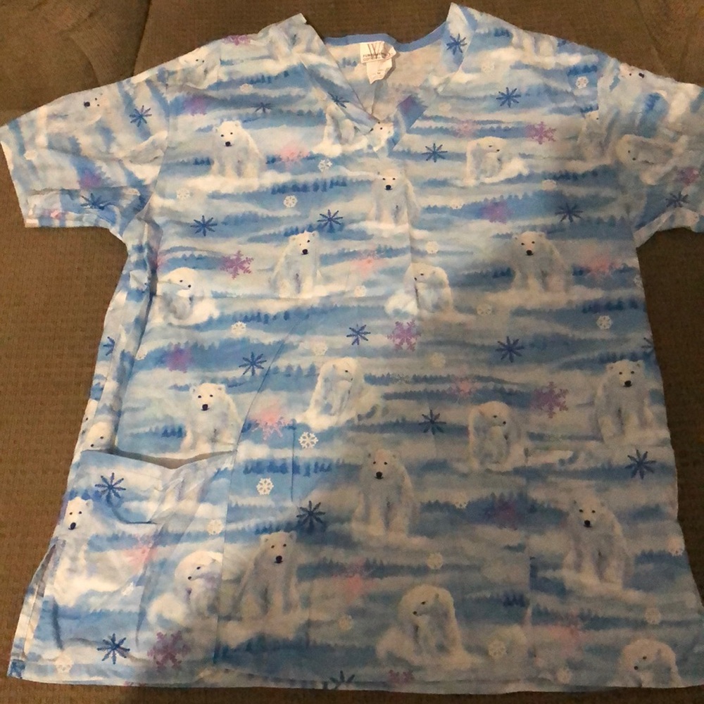 Women’s scrub top
